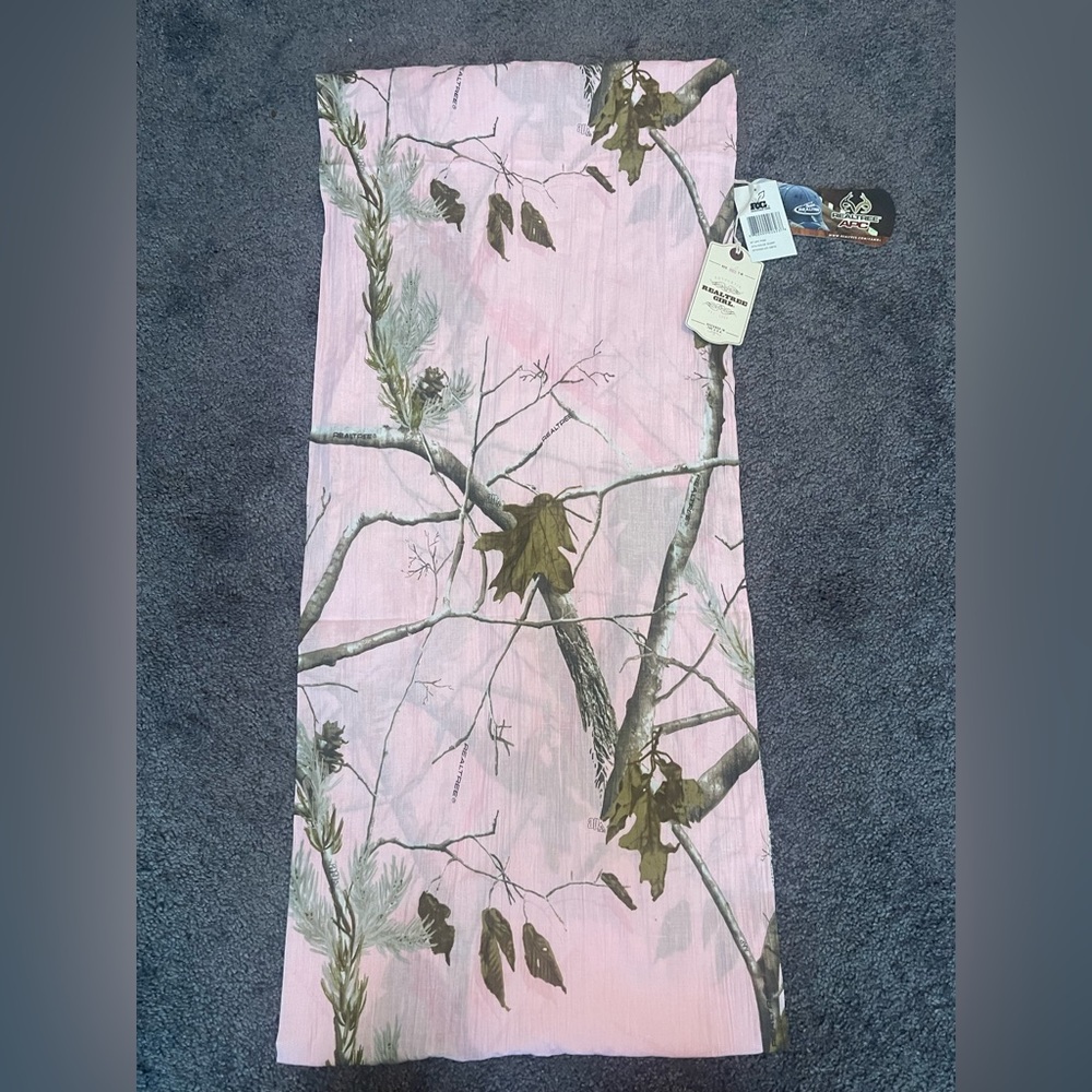 Realtree girl Pink Camo Infinity Scarf NEW